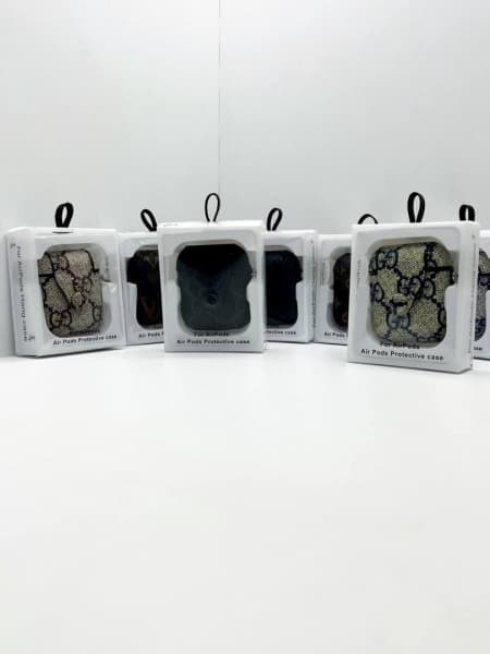 Кожанный чехол LV для AirPods 2-го поколения