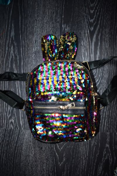 Apparel & accessories · OL-2761