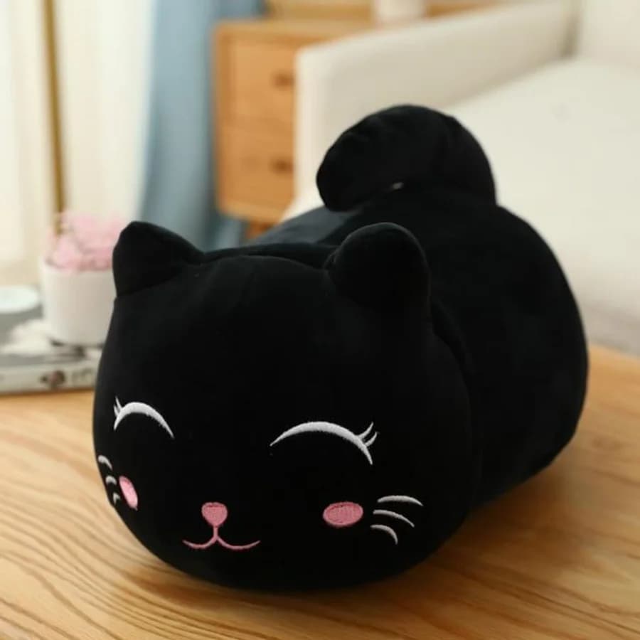 Gato regordete de peluche